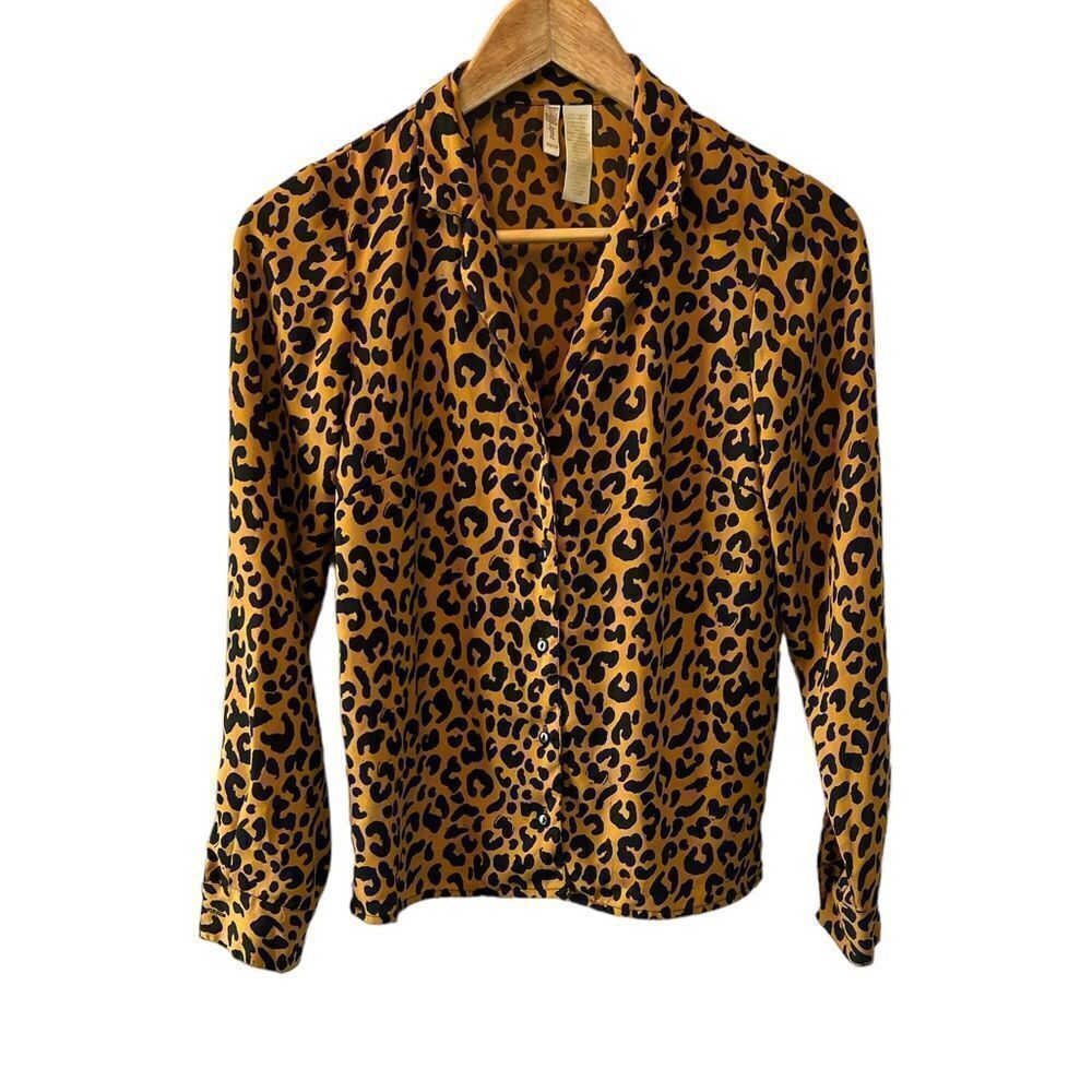 Leopard Print Button Up Collared Lightweight Top XS